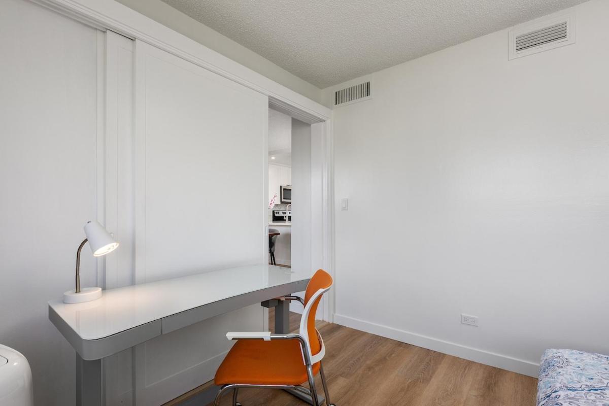01 Free Parking 10 Min 2br-waikiki Ala Moana Apartment